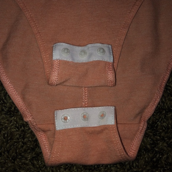 Pink H&M Long-sleeve Bodysuit - Picture 4 of 4